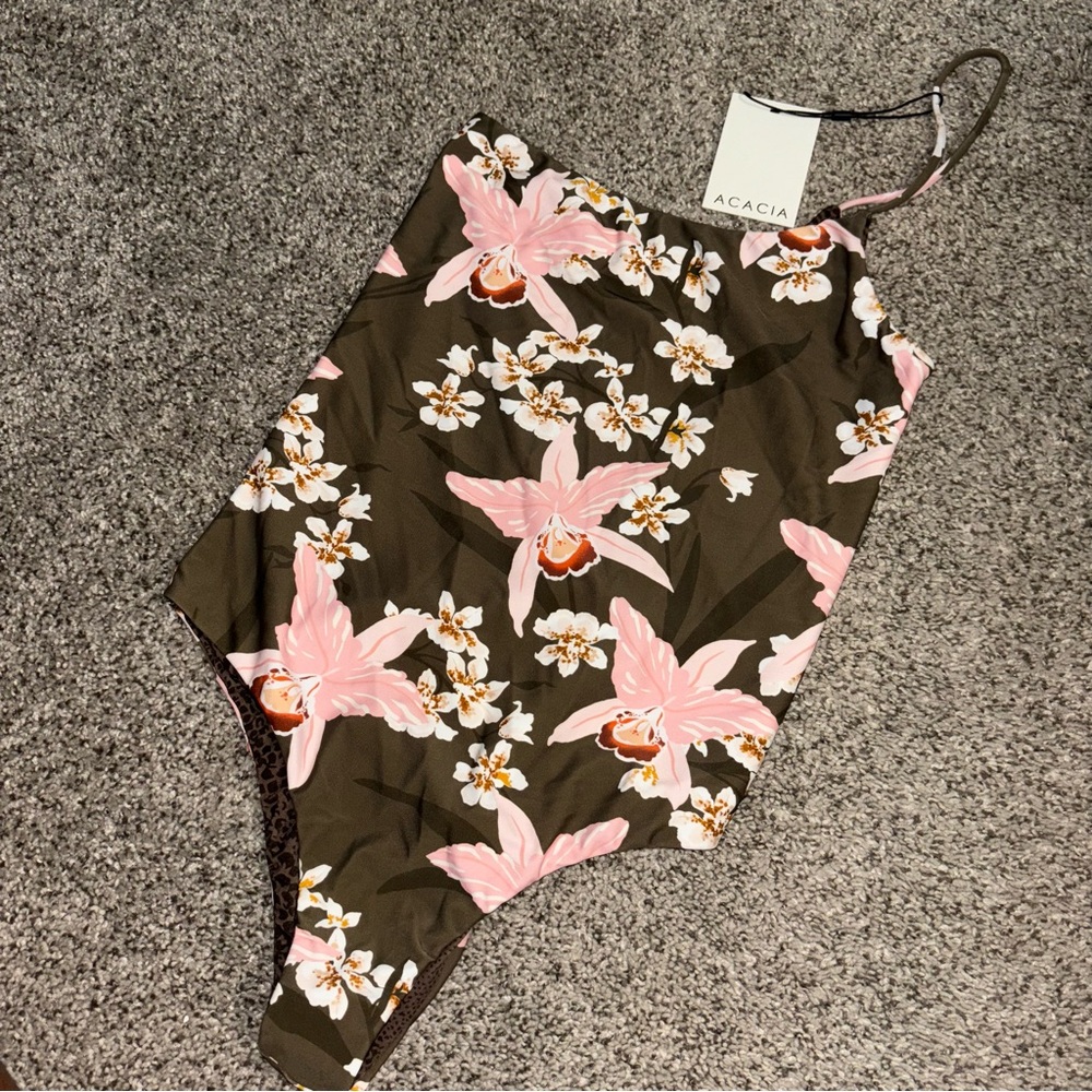 NWT acacia swim
